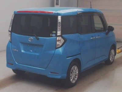 TOYOTA TANK