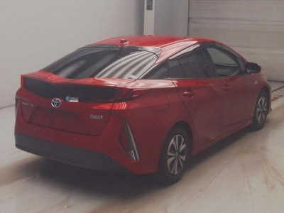 TOYOTA PRIUS PHV