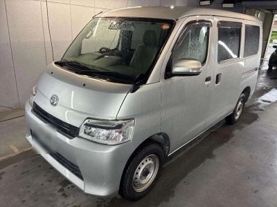 TOYOTA TOWN ACE VAN