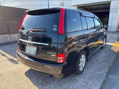 TOYOTA ISIS