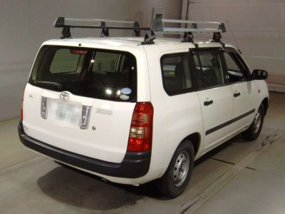 TOYOTA SUCCEED VAN