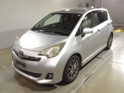 TOYOTA RACTIS