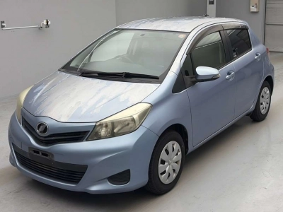 TOYOTA VITZ