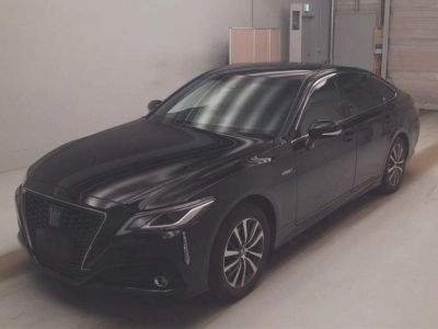 TOYOTA CROWN HYBRID