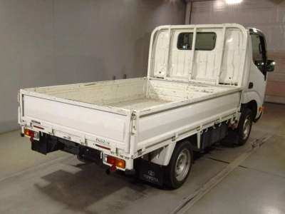 TOYOTA DYNA TRUCK