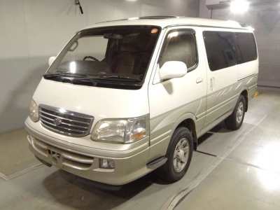 TOYOTA HIACE WAGON