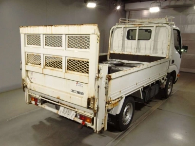 TOYOTA DYNA TRUCK