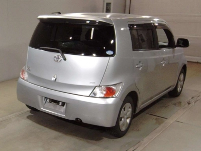 TOYOTA BB