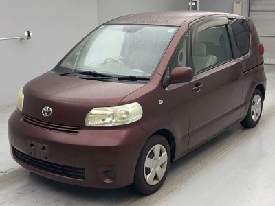 TOYOTA PORTE
