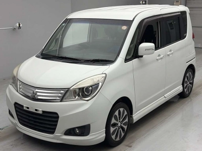 MITSUBISHI DELICA D:2