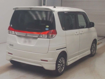 MITSUBISHI DELICA D:2