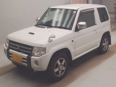 MITSUBISHI PAJERO MINI