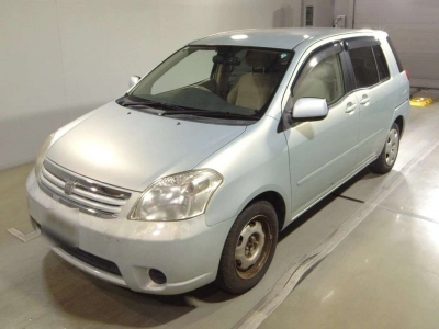 TOYOTA RAUM