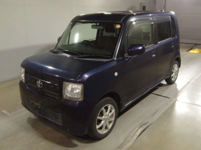 TOYOTA PIXIS SPACE