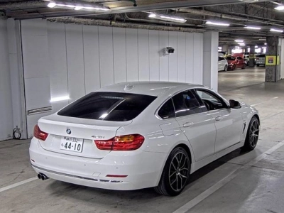 BMW 4 SERIES