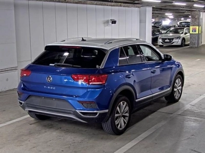 VOLKSWAGEN T-ROC