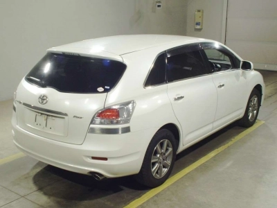 TOYOTA MARK X ZIO
