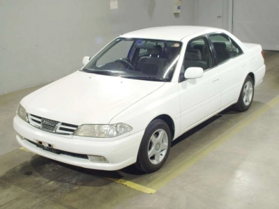 TOYOTA CARINA
