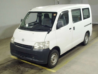 TOYOTA TOWN ACE VAN