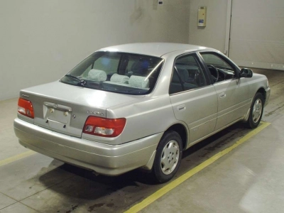 TOYOTA CARINA