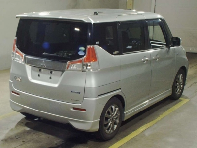 MITSUBISHI DELICA D:2
