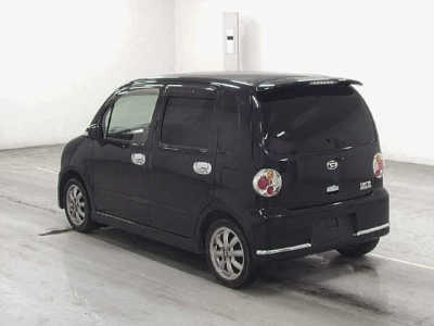 DAIHATSU MOVE LATTE