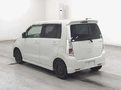SUZUKI WAGON R STINGRAY