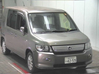 HONDA MOBILIO SPIKE