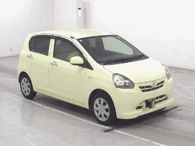 TOYOTA PIXIS EPOCH