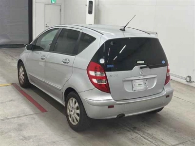 MERCEDES BENZ A CLASS