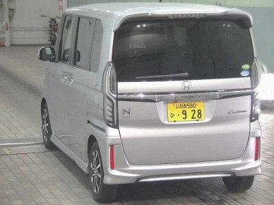 HONDA N BOX