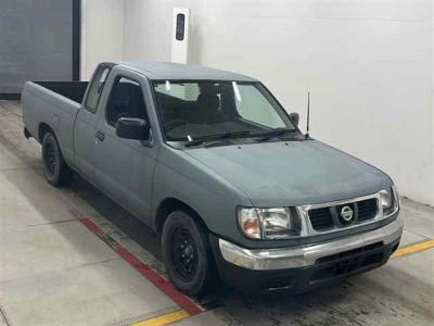 NISSAN DATSUN
