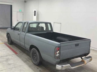 NISSAN DATSUN