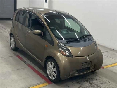 MITSUBISHI I