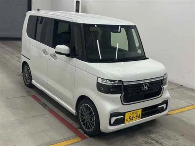 HONDA N BOX CUSTOM