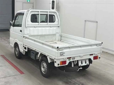 NISSAN NT100 CLIPPER