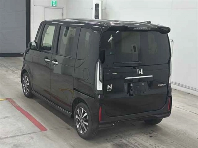 HONDA N BOX CUSTOM