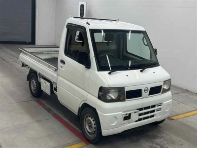 NISSAN CLIPPER TRUCK