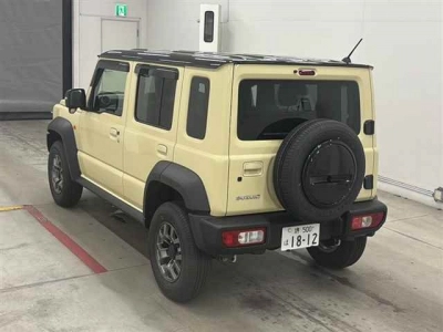 SUZUKI JIMNY NOMADE