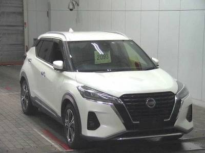 NISSAN KICKS