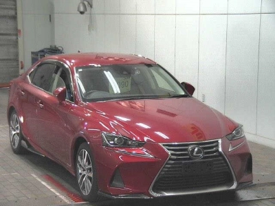 LEXUS IS