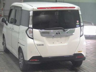 TOYOTA TANK