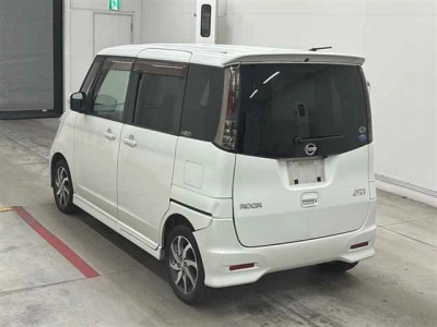 NISSAN ROOX