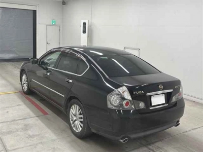 NISSAN FUGA