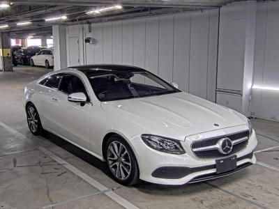 MERCEDES BENZ E CLASS