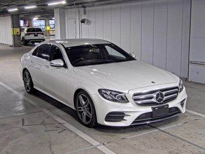 MERCEDES BENZ E CLASS