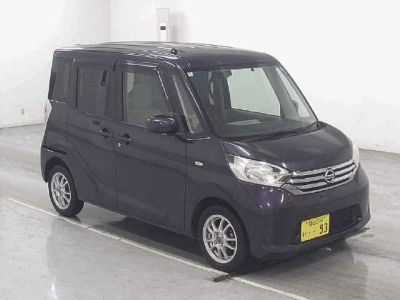 NISSAN DAYZ ROOX