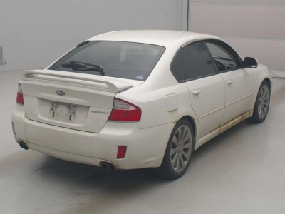 SUBARU LEGACY B4