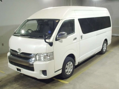 TOYOTA HIACE WAGON