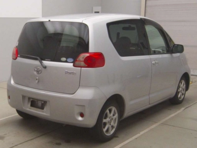 TOYOTA PORTE